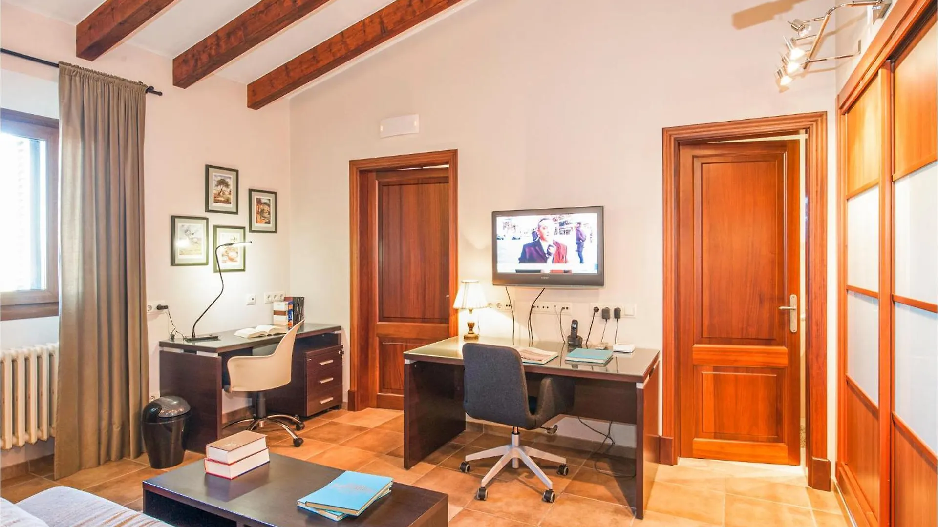 Amazing Home In Manacor With Swimming Pool Сasa de vacaciones