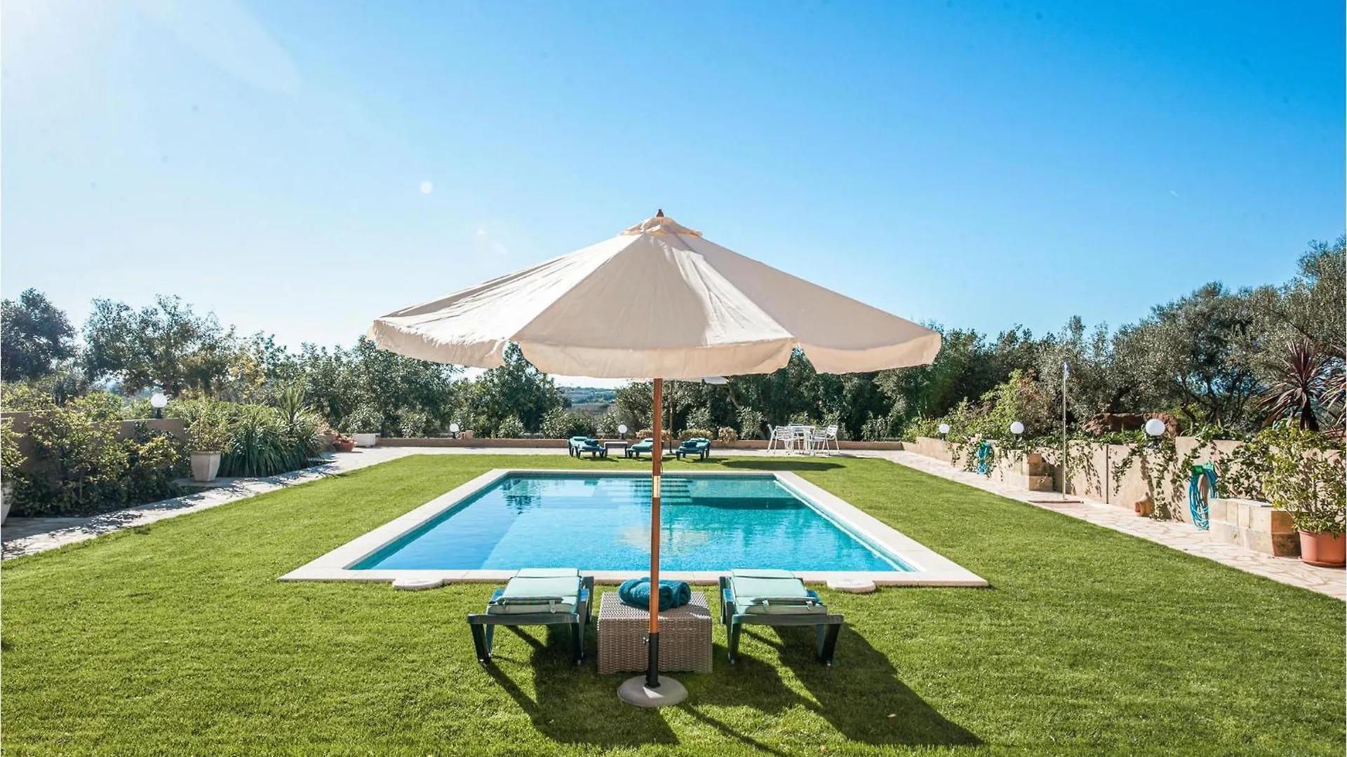 Сasa de vacaciones Amazing Home In Manacor With Swimming Pool España