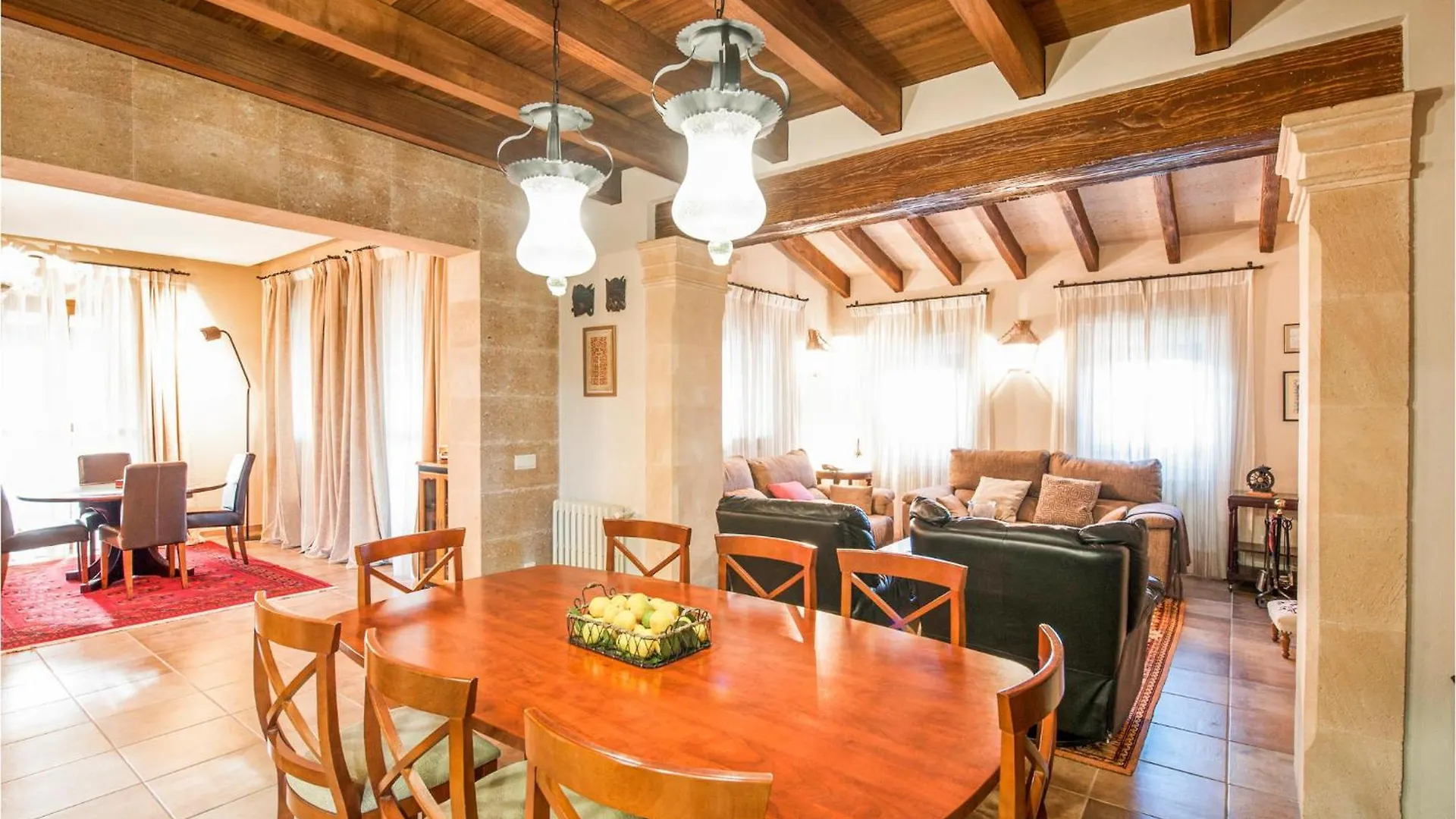 Сasa de vacaciones Amazing Home In Manacor With Swimming Pool